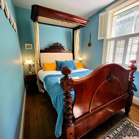 Trinity View Apartment *